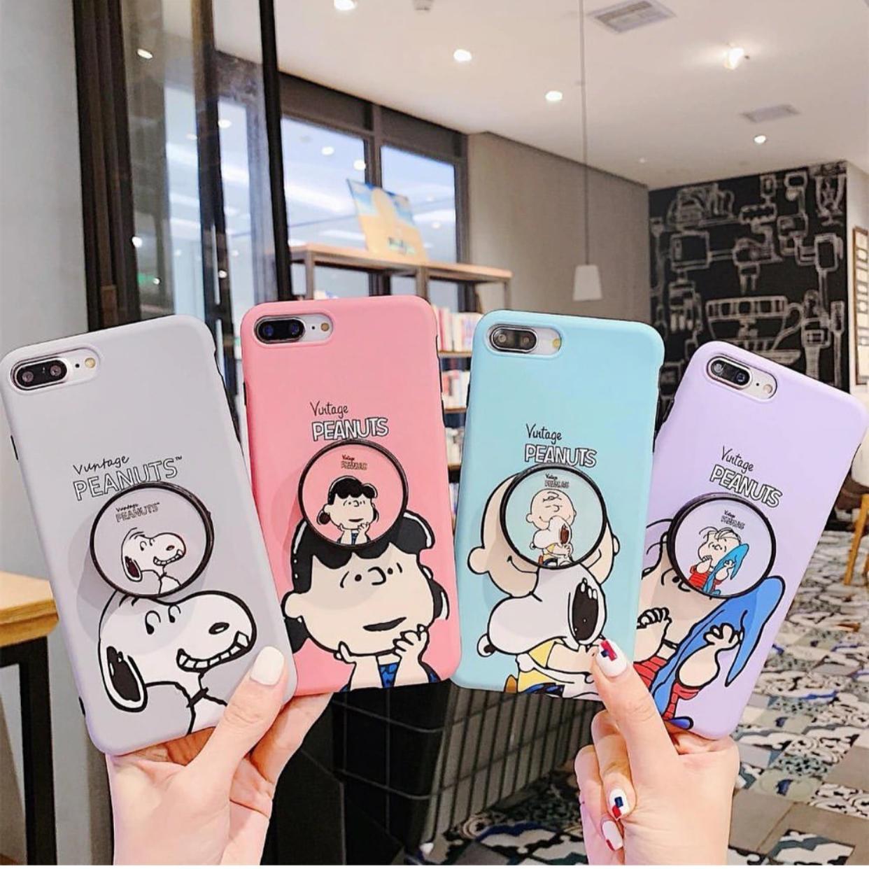 Vintage Peanuts Cartoon Slim Case Cover With Holder