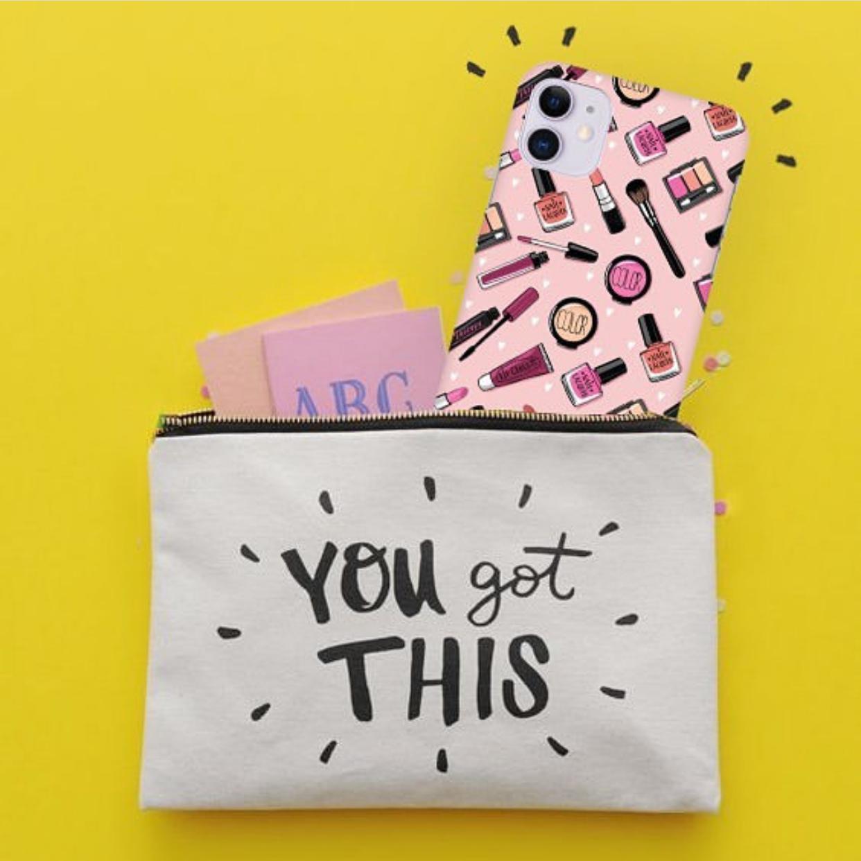 Makeup Pattern Slim Case Cover