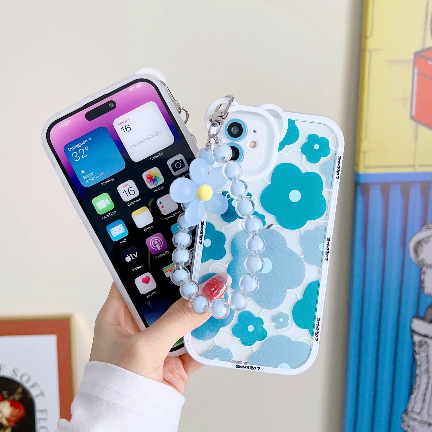 Floral Pattern Transparent Silicon Case for iPhone With Phone Charm