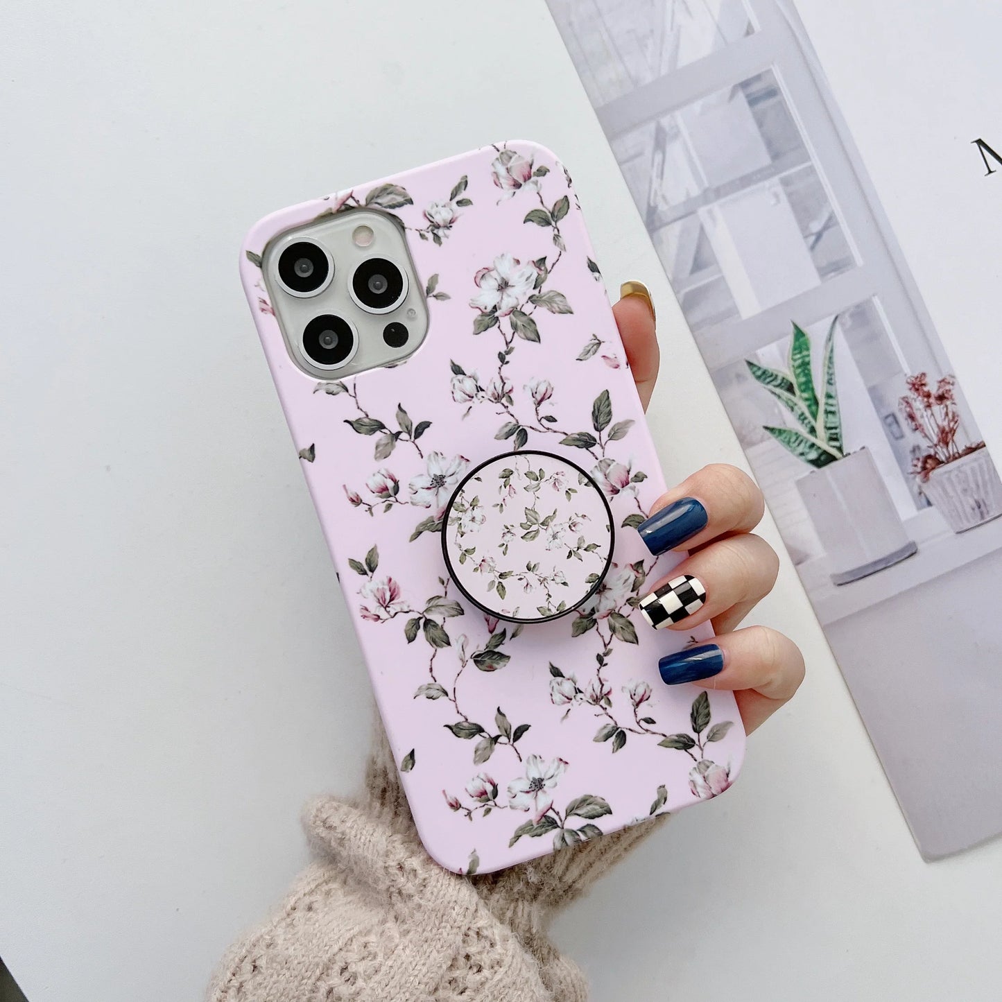 The Retro Floral Slim Case Cover With Holder